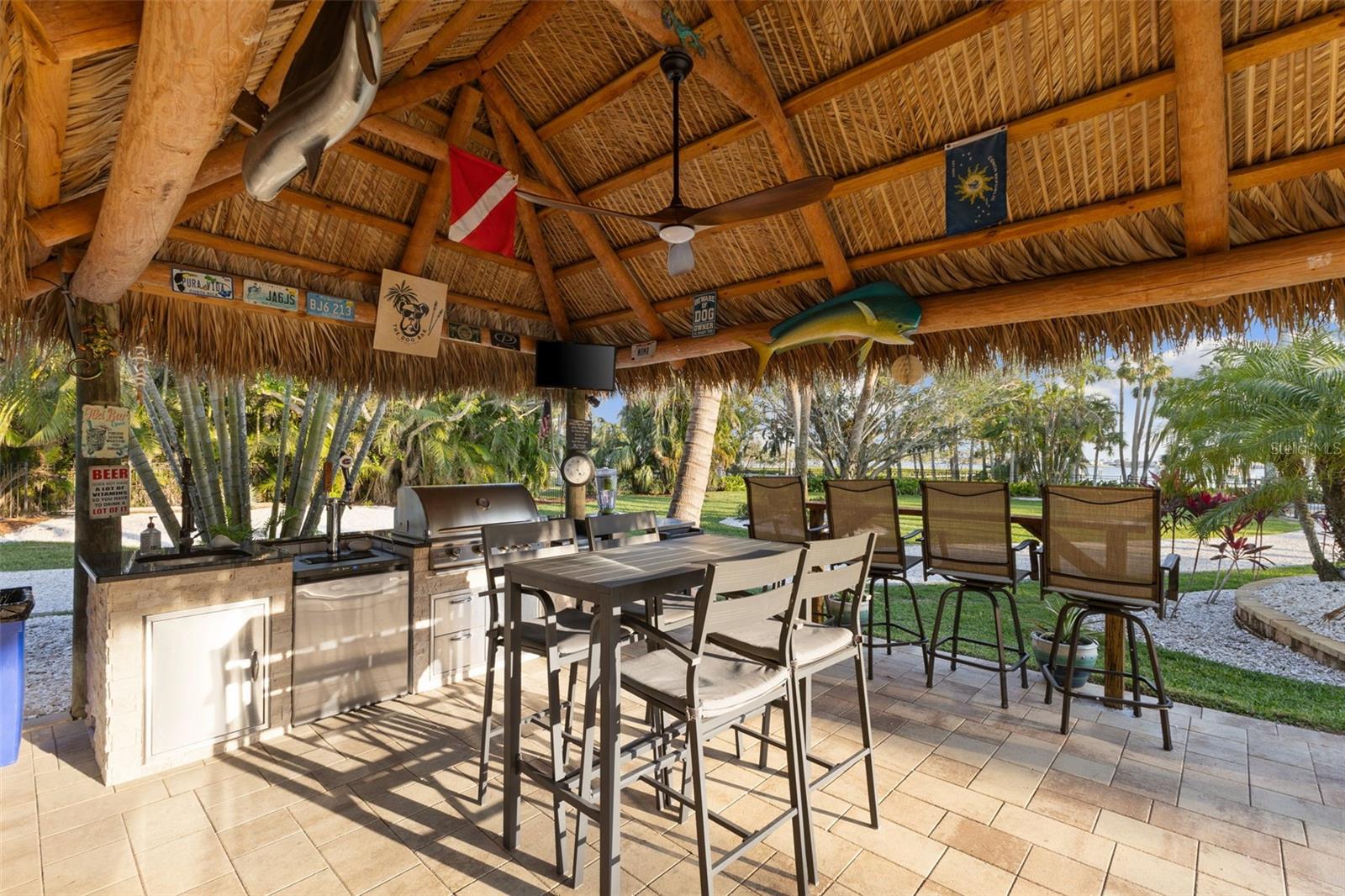 450 BAYSHORE Dr TERRA CEIA, FL 34250