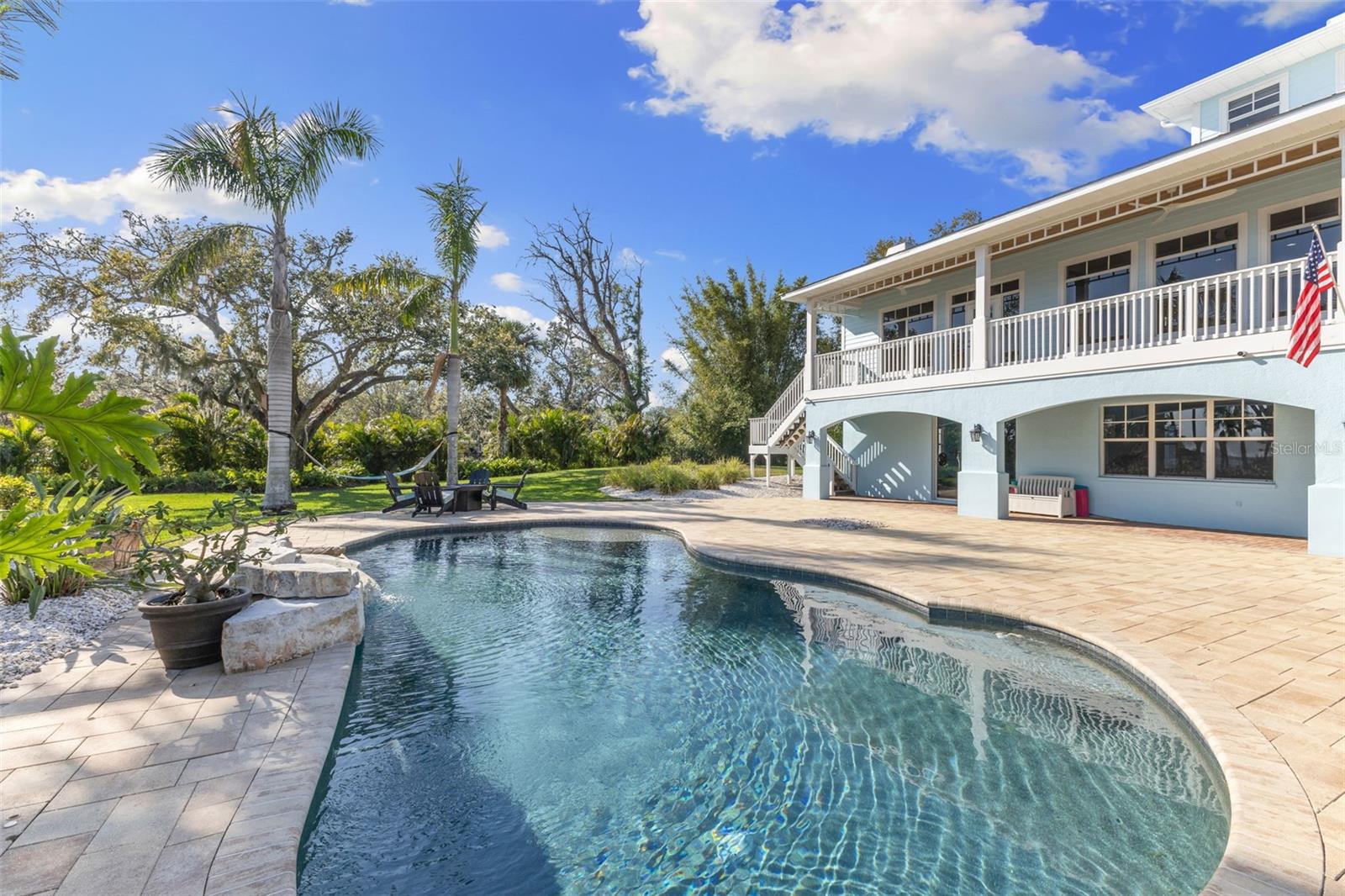 450 BAYSHORE Dr TERRA CEIA, FL 34250