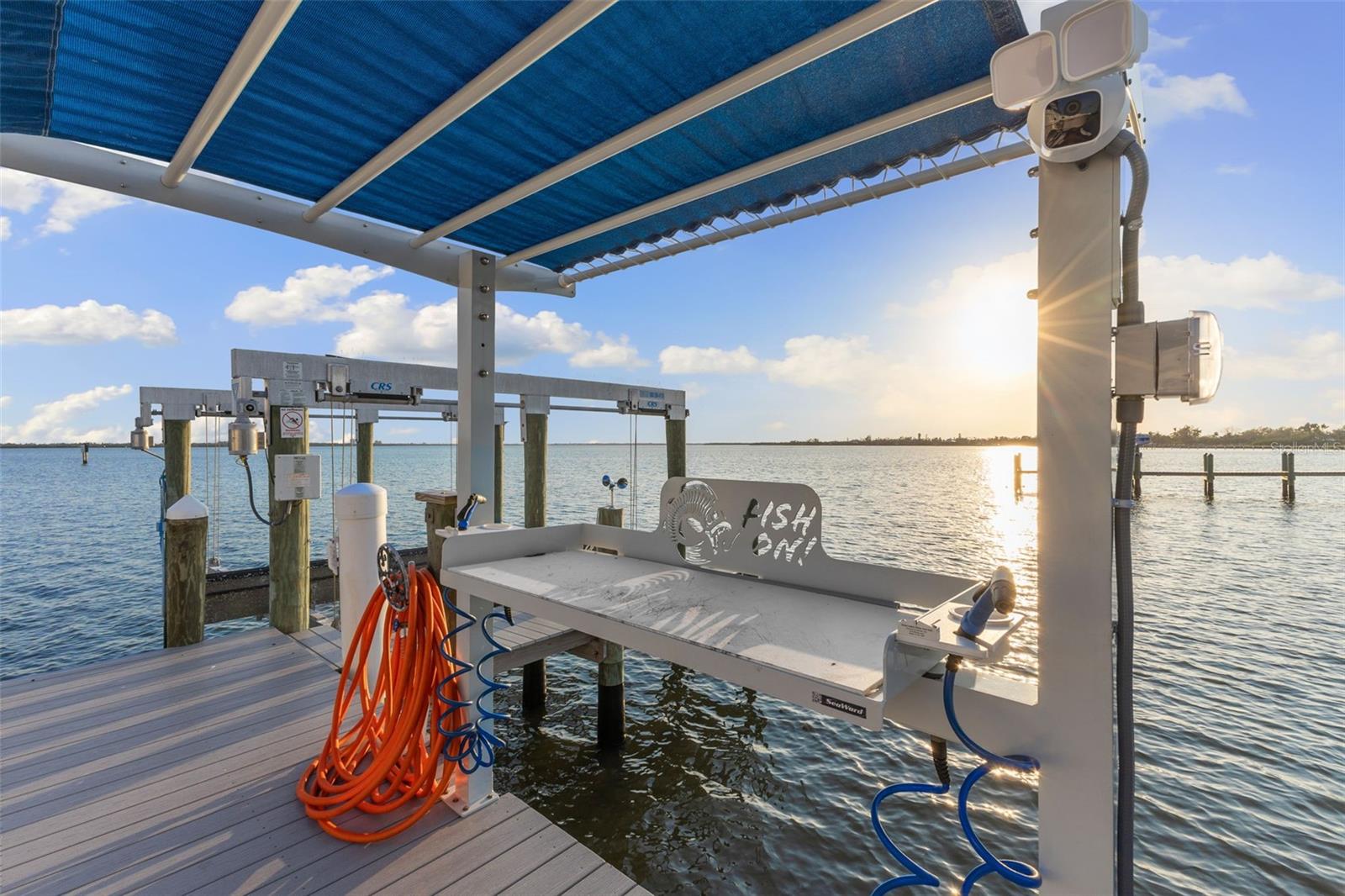 450 BAYSHORE Dr TERRA CEIA, FL 34250