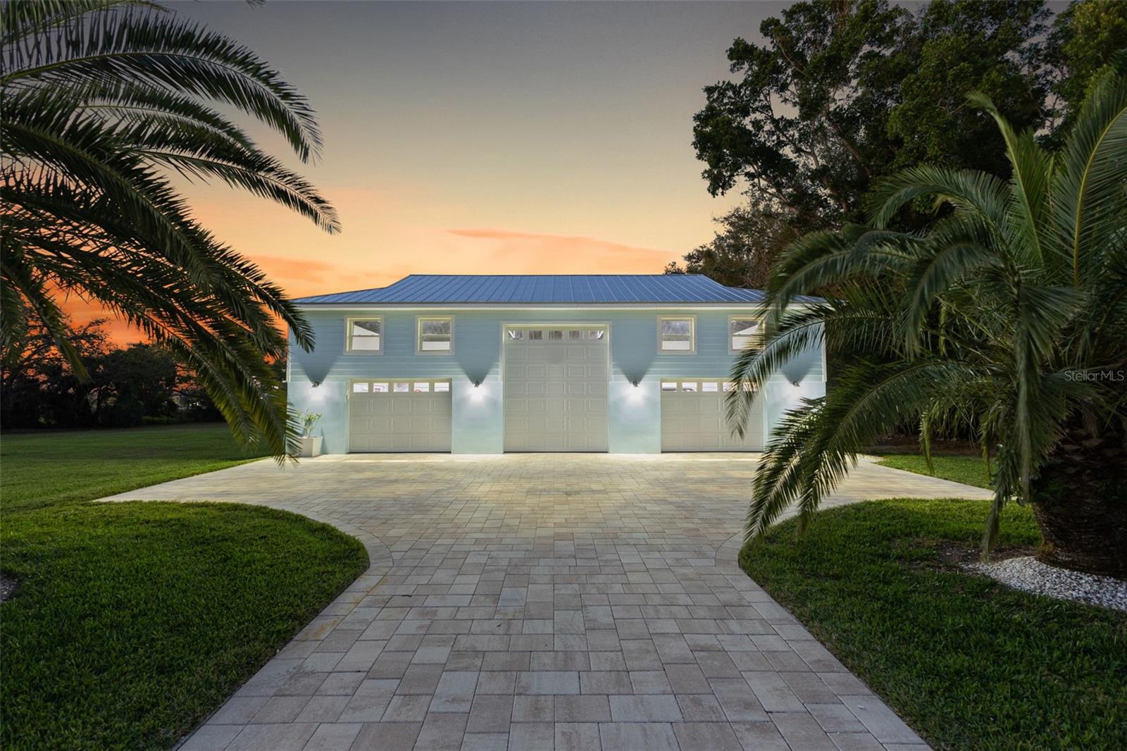 450 BAYSHORE Dr TERRA CEIA, FL 34250