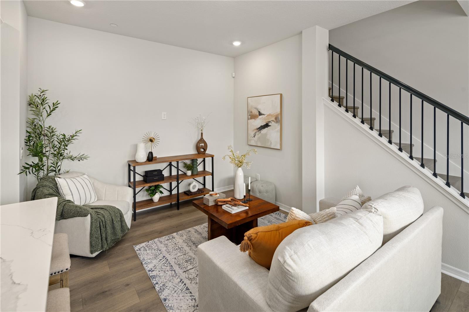 901 Lk BALDWIN Ln ORLANDO, FL 32803