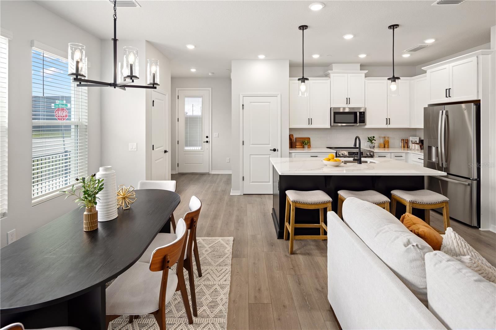 901 Lk BALDWIN Ln ORLANDO, FL 32803