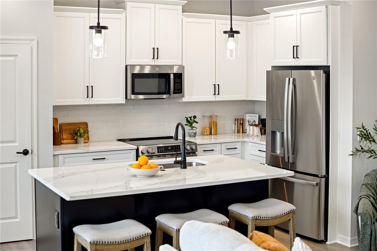 901 Lk BALDWIN Ln ORLANDO, FL 32803