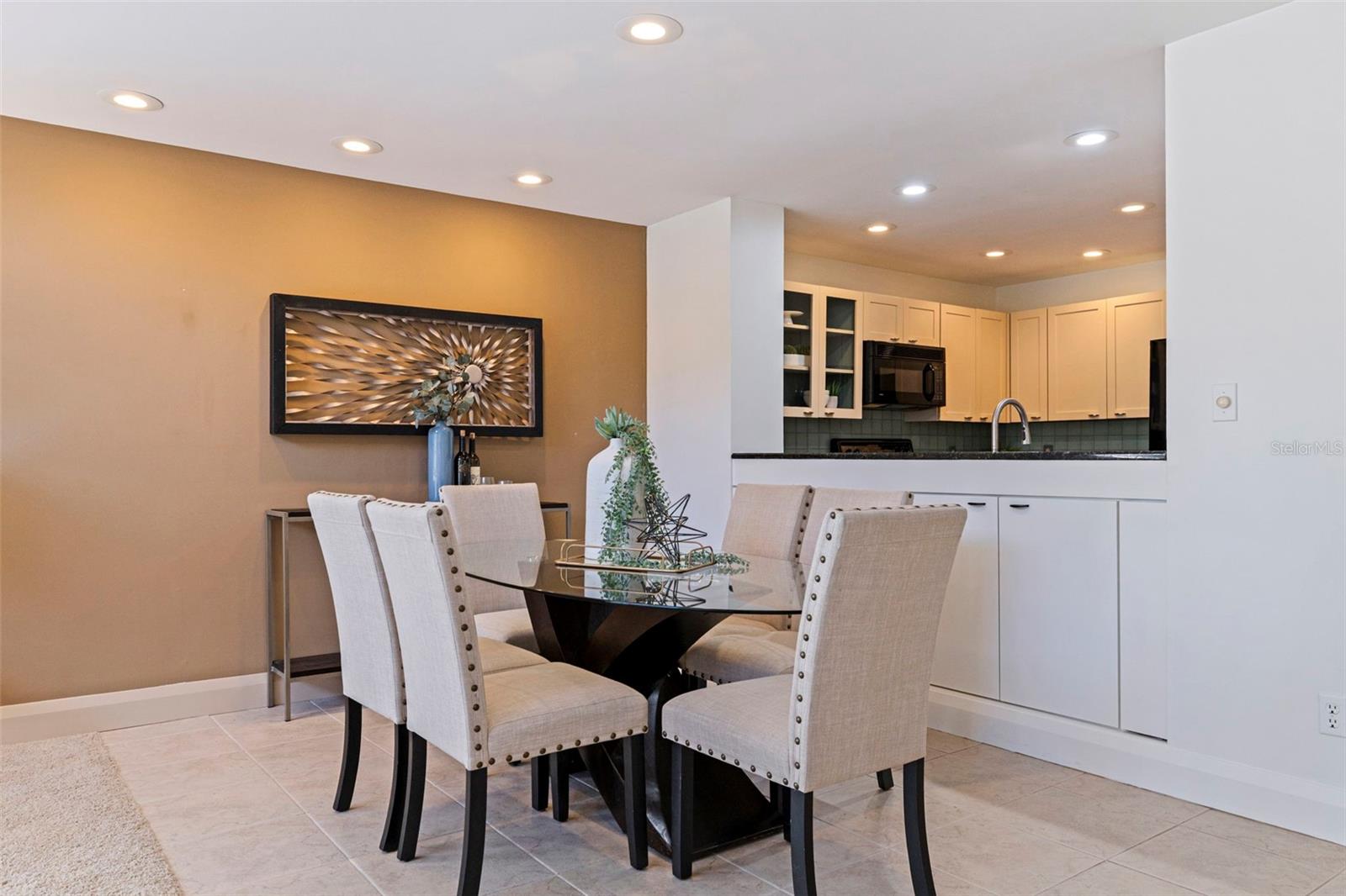 301 2ND St #7 ST PETERSBURG, FL 33701