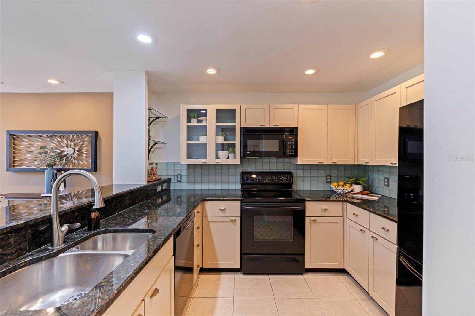 301 2ND St #7 ST PETERSBURG, FL 33701