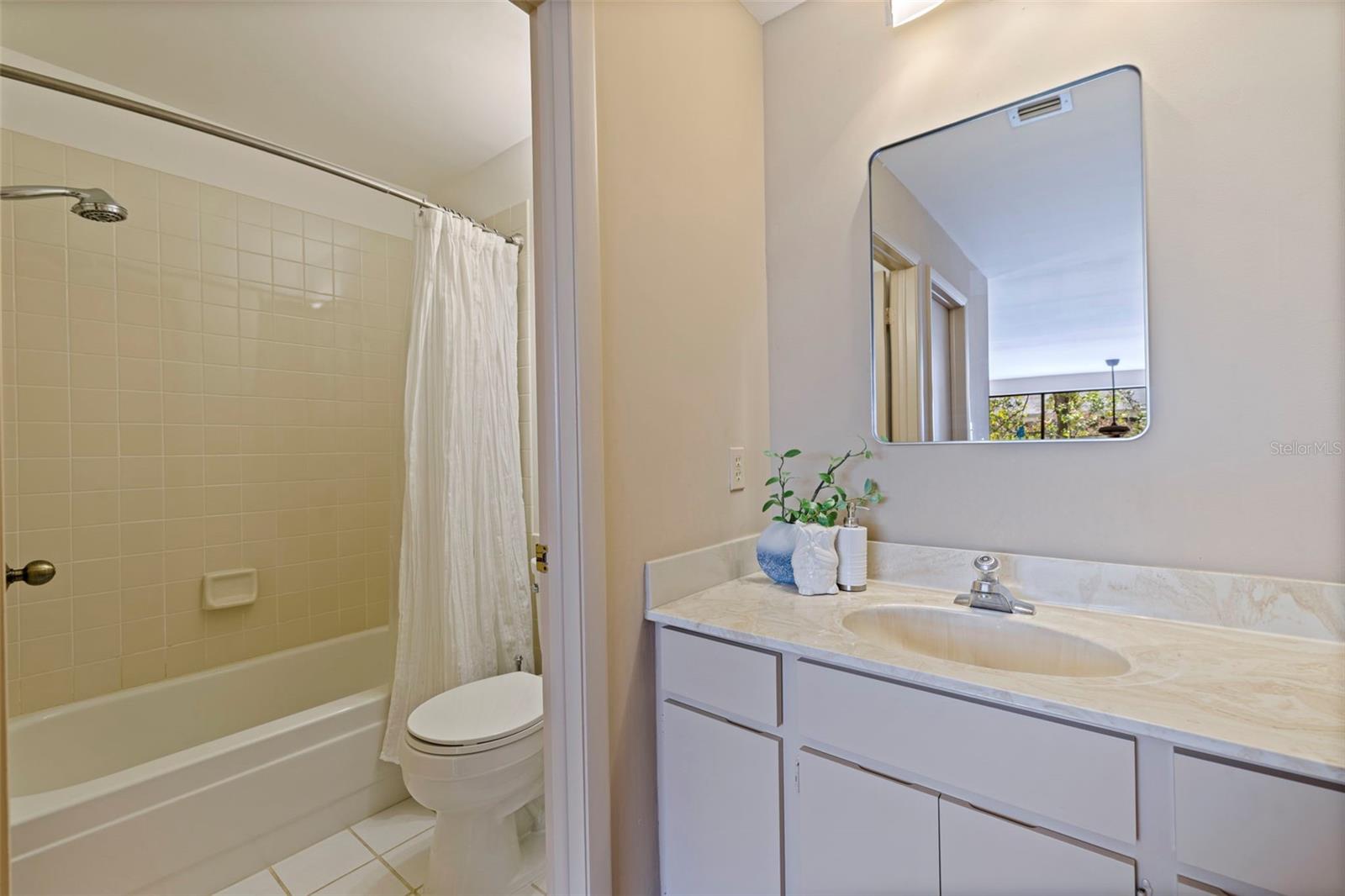 301 2ND St #7 ST PETERSBURG, FL 33701