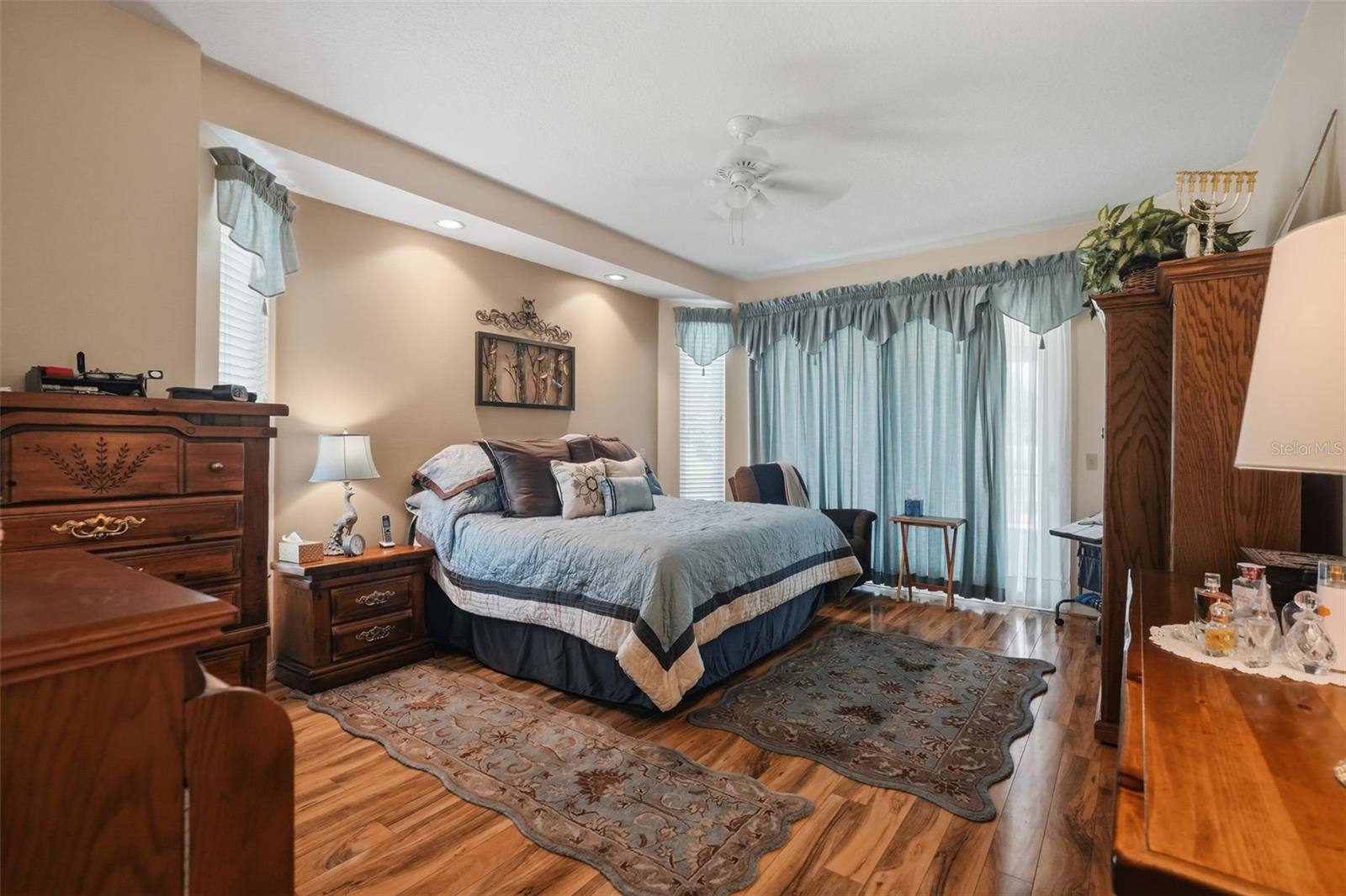 23427 PINE Lk St LAND O LAKES, FL 34639