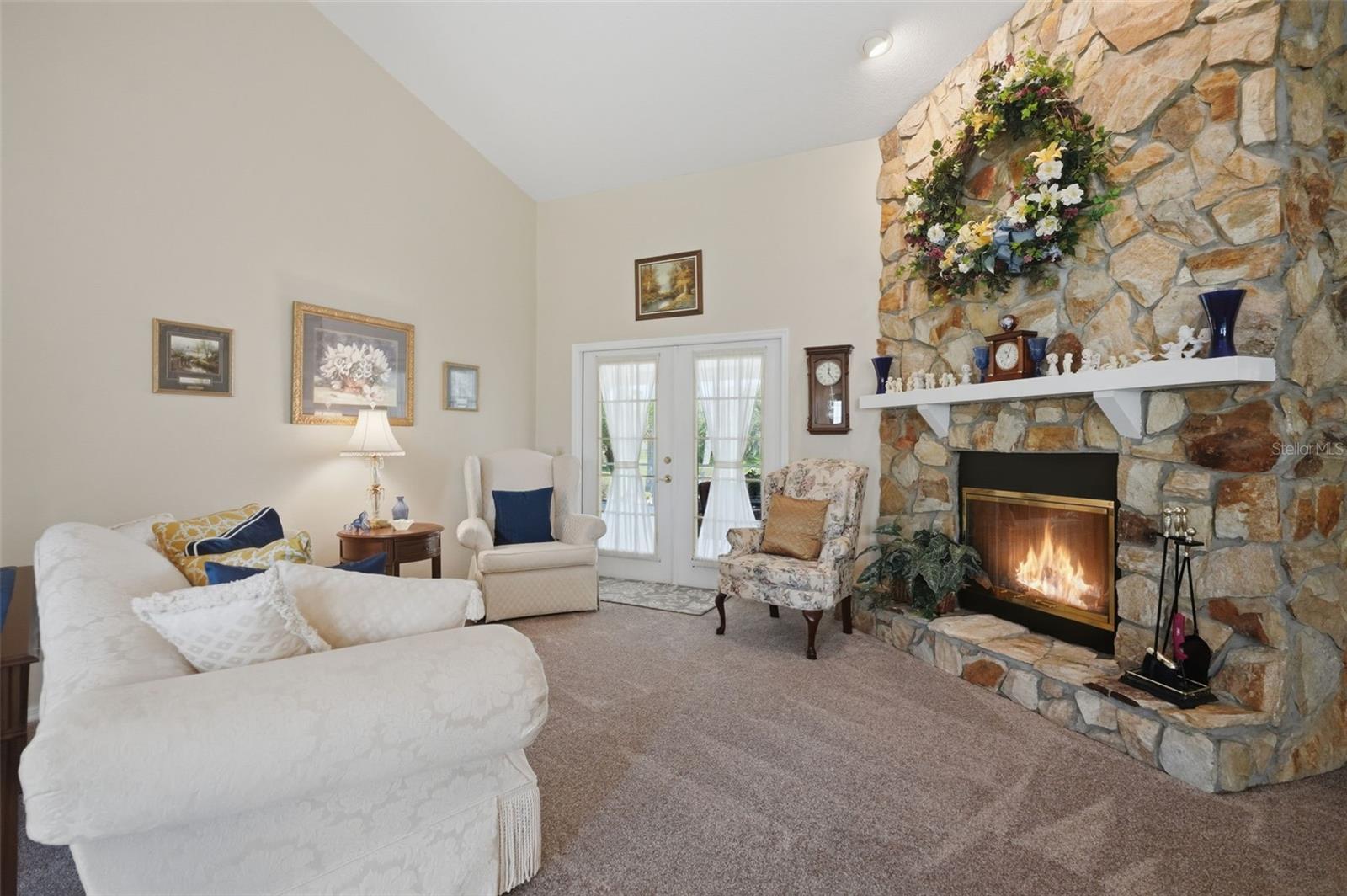 23427 PINE Lk St LAND O LAKES, FL 34639
