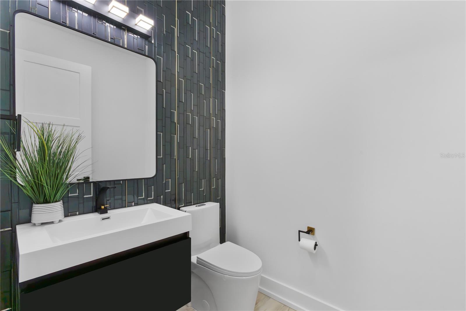 2121 Byu GRANDE Blvd ST PETERSBURG, FL 33703