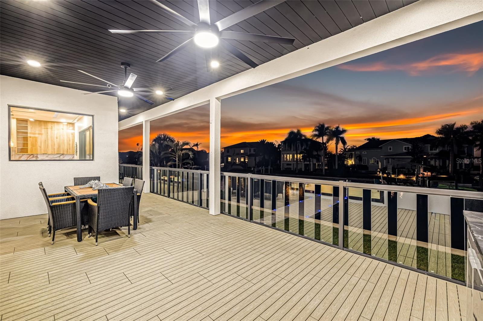 2121 Byu GRANDE Blvd ST PETERSBURG, FL 33703