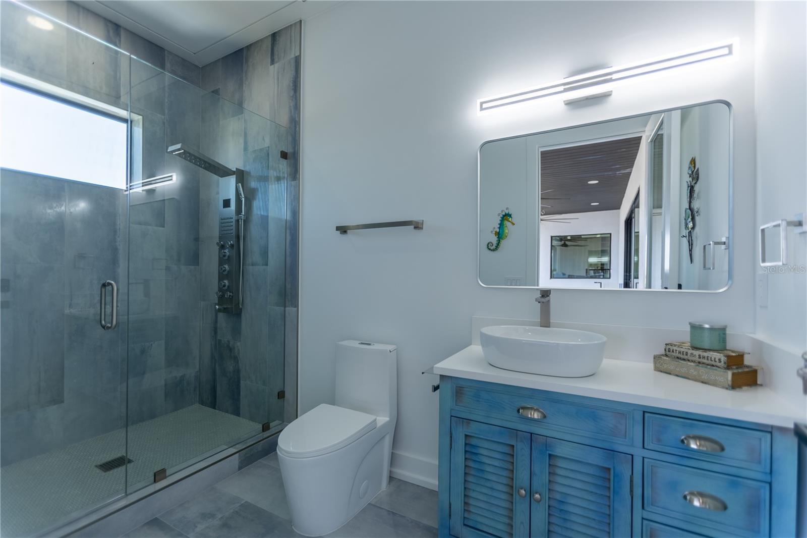 2121 Byu GRANDE Blvd ST PETERSBURG, FL 33703