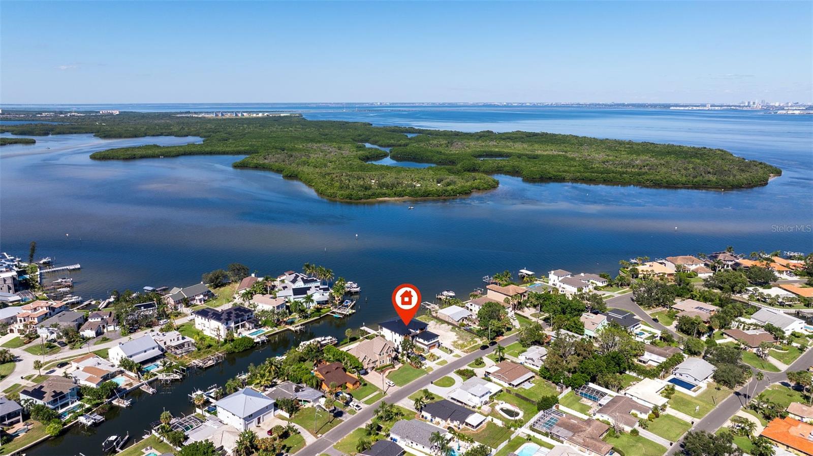 2121 Byu GRANDE Blvd ST PETERSBURG, FL 33703