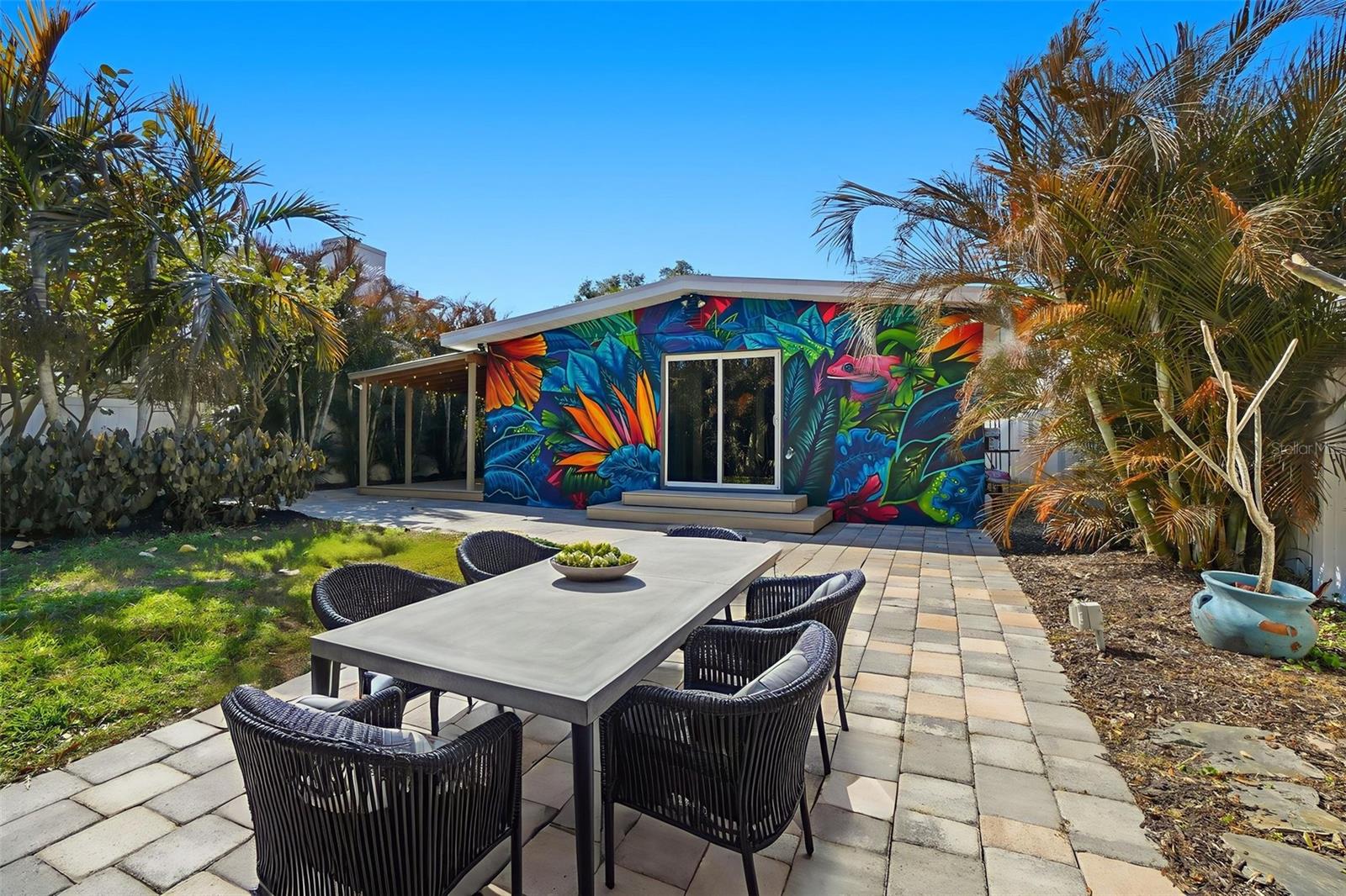 1605 FLORINDA Dr ORLANDO, FL 32804