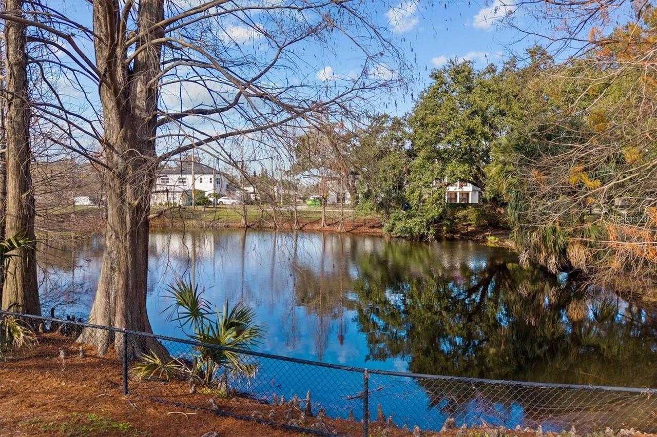 1605 FLORINDA Dr ORLANDO, FL 32804