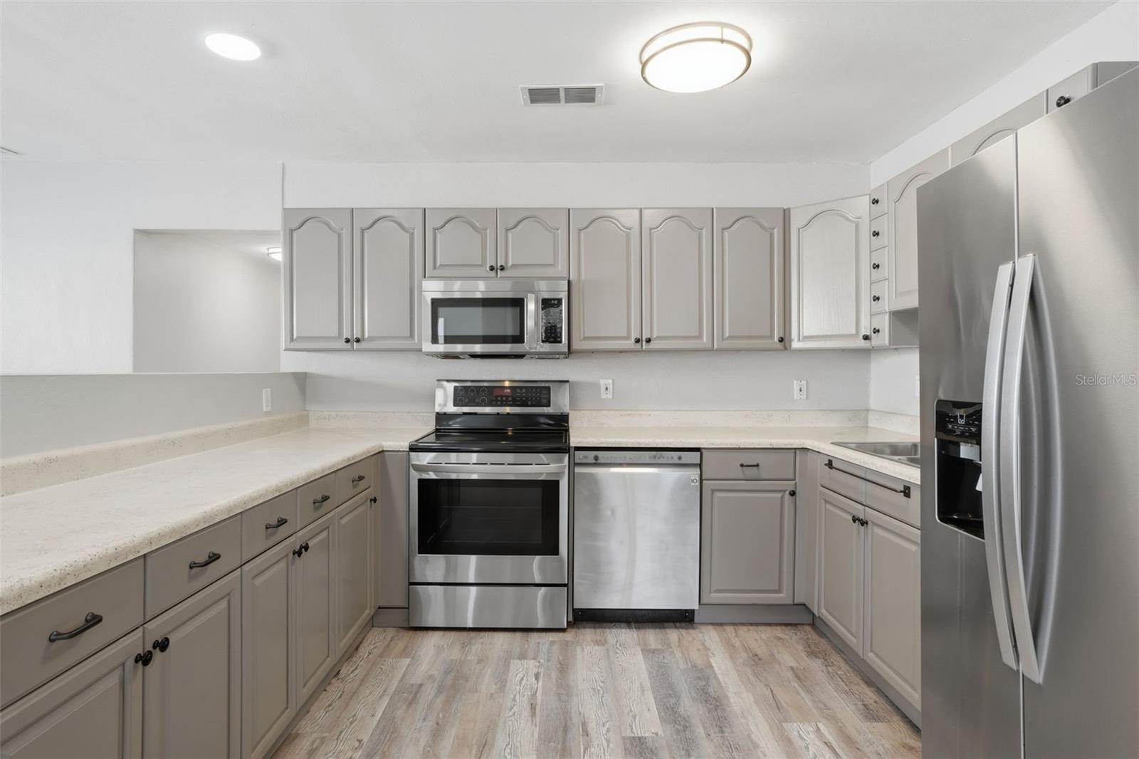 1605 FLORINDA Dr ORLANDO, FL 32804