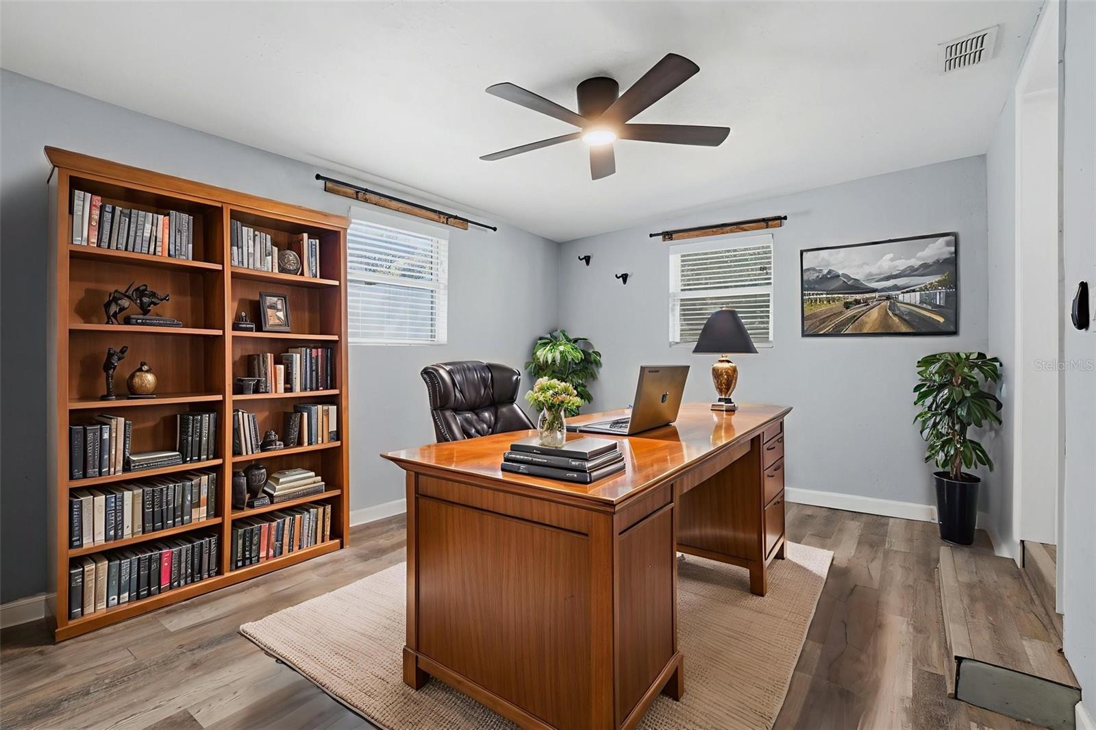 1605 FLORINDA Dr ORLANDO, FL 32804