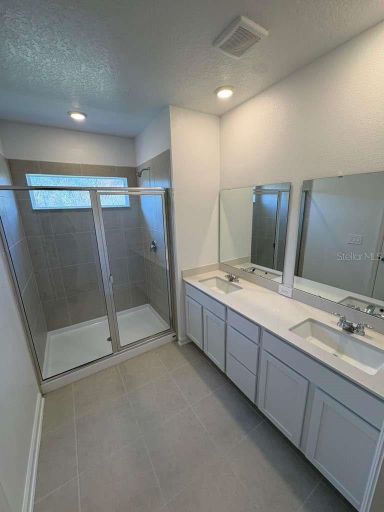 2787 SKYLINE Cir KISSIMMEE, FL 34758