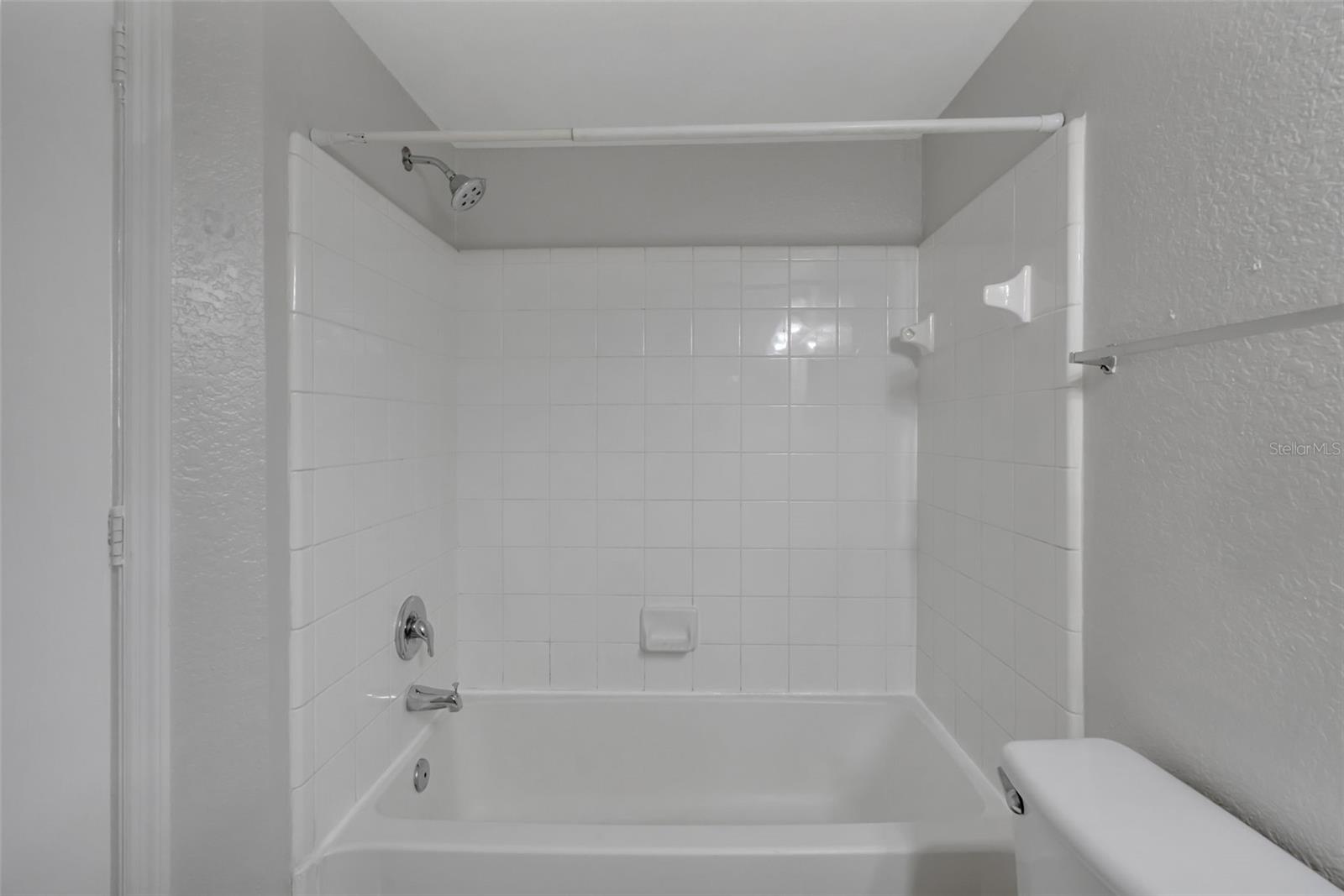 2216 GRAND CAYMAN Ct #1422 KISSIMMEE, FL 34741