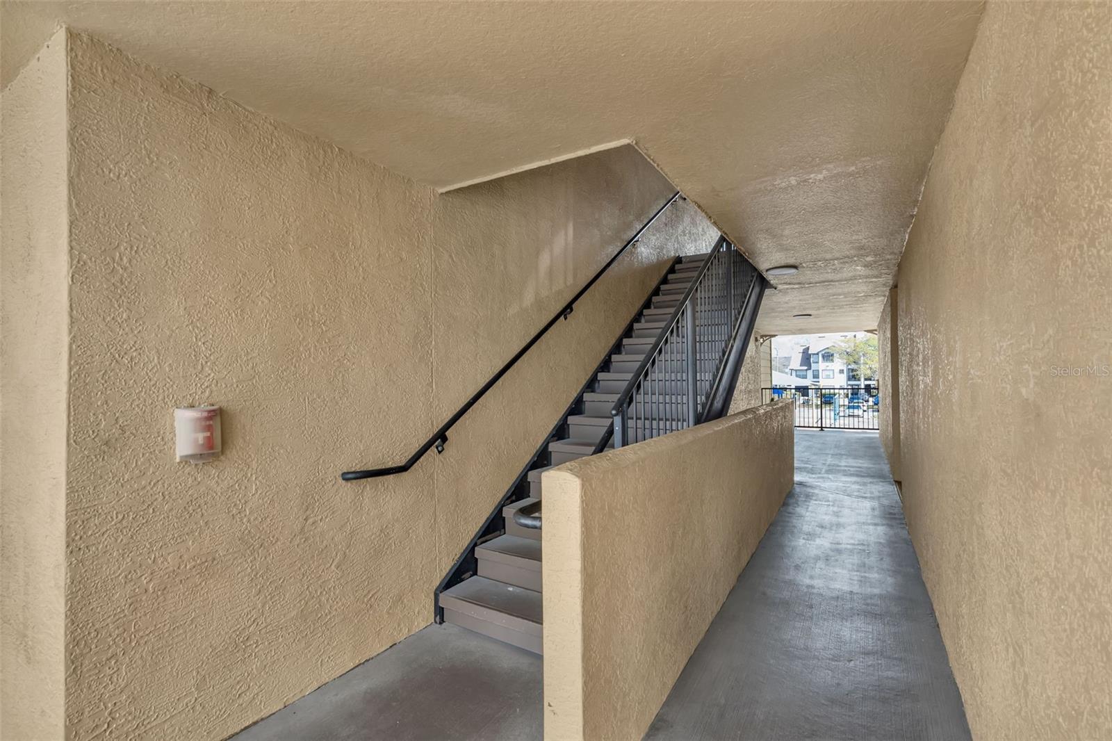 2216 GRAND CAYMAN Ct #1422 KISSIMMEE, FL 34741