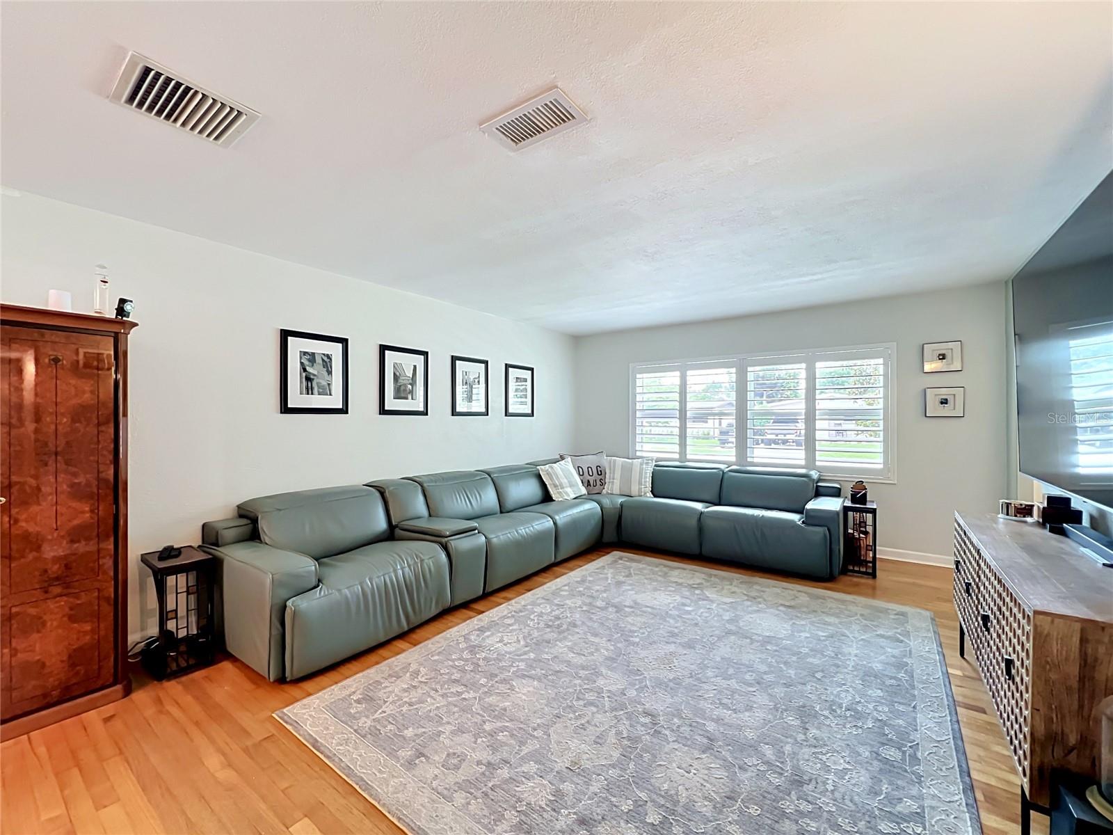 2806 VINE St ORLANDO, FL 32806