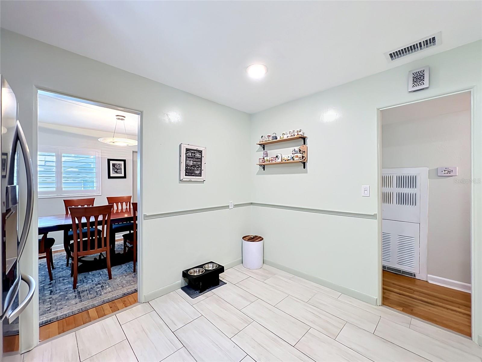 2806 VINE St ORLANDO, FL 32806