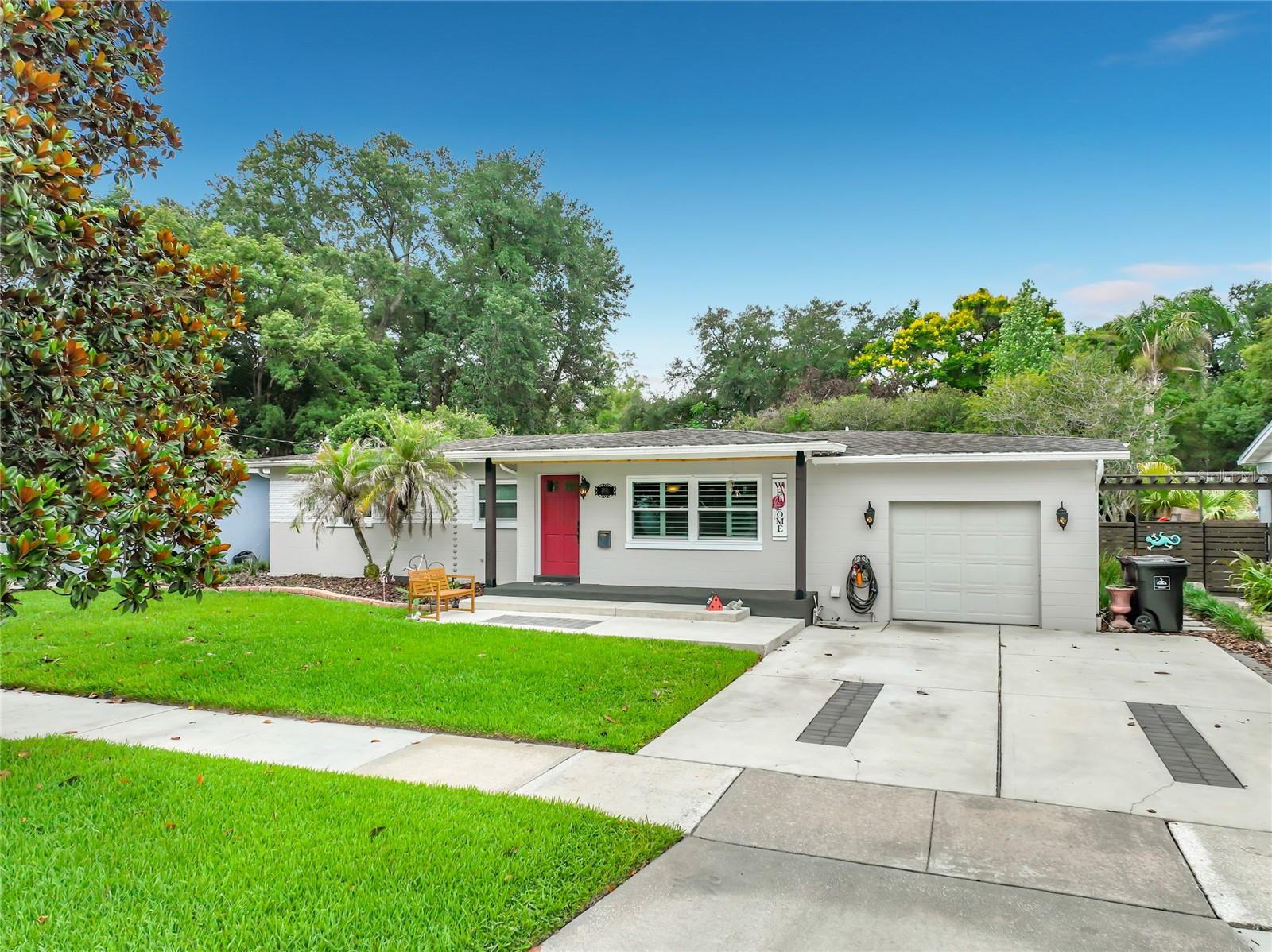 2806 VINE St ORLANDO, FL 32806