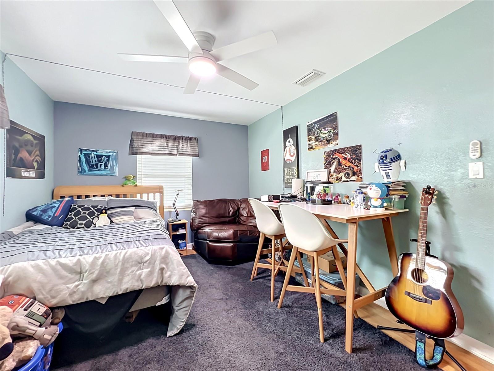 2806 VINE St ORLANDO, FL 32806
