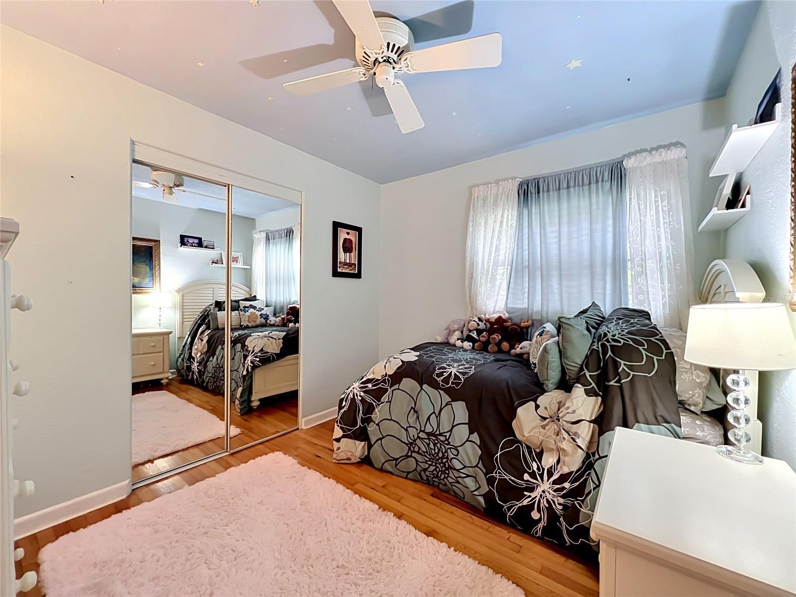 2806 VINE St ORLANDO, FL 32806