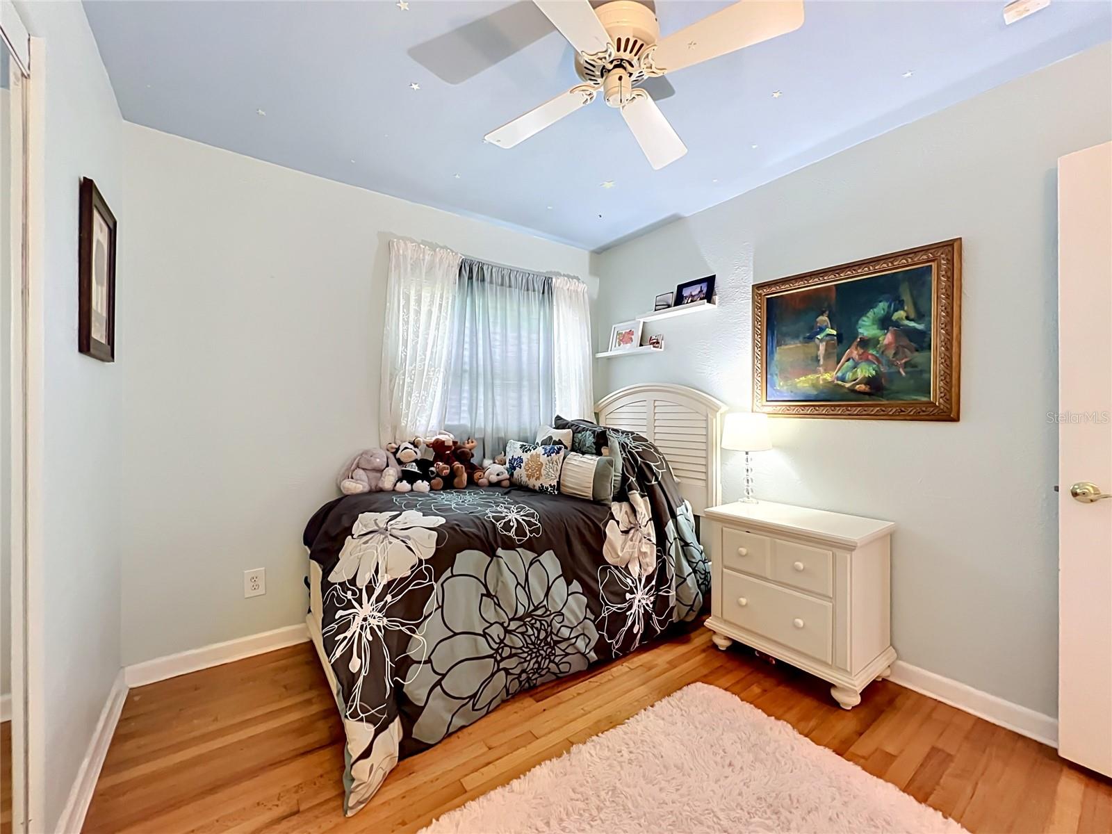 2806 VINE St ORLANDO, FL 32806