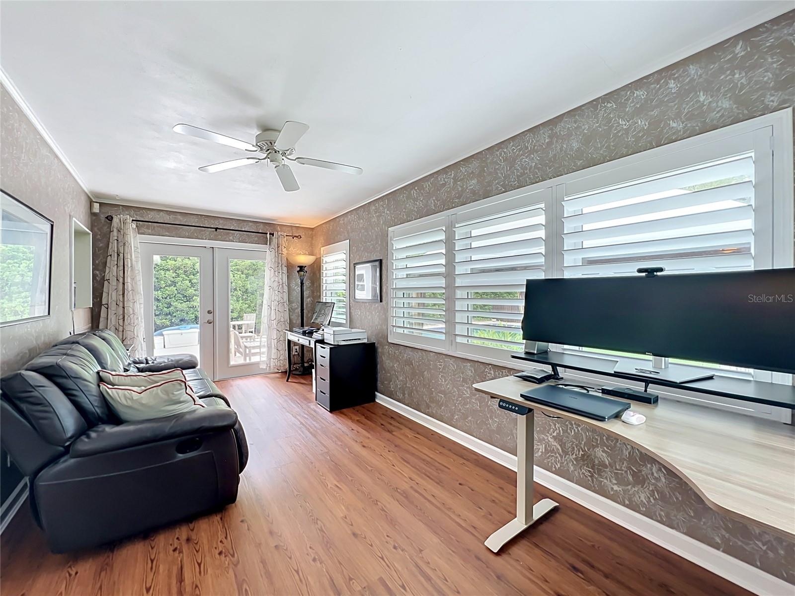 2806 VINE St ORLANDO, FL 32806