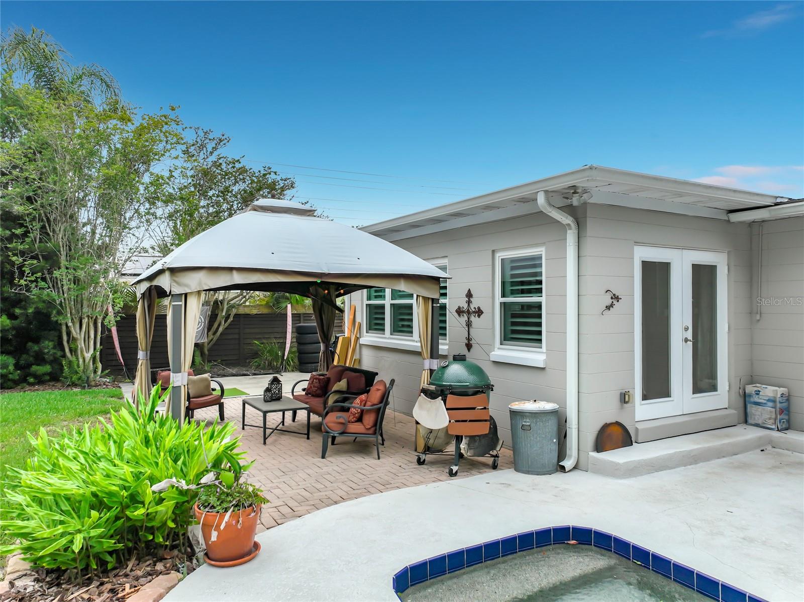 2806 VINE St ORLANDO, FL 32806
