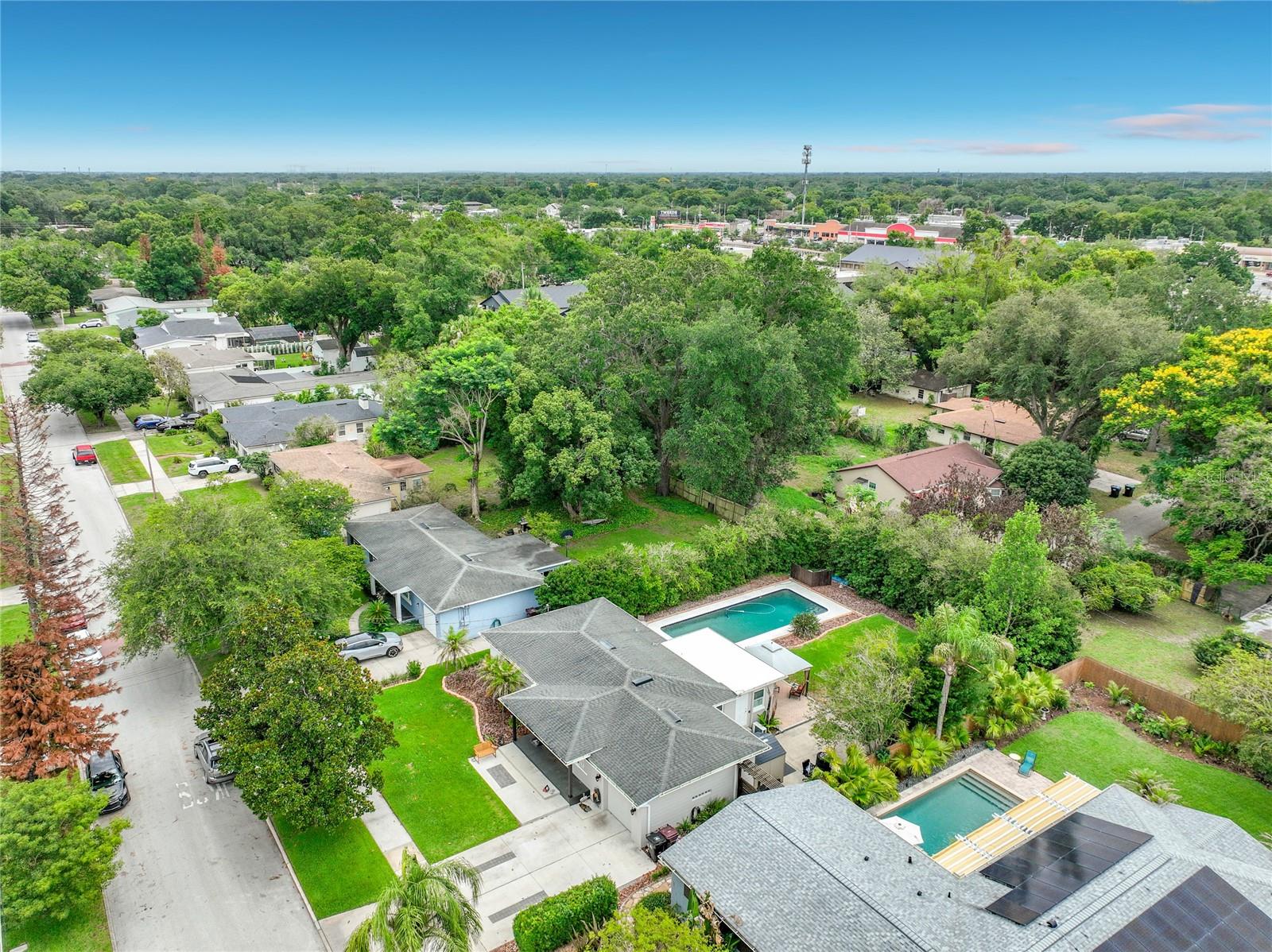 2806 VINE St ORLANDO, FL 32806