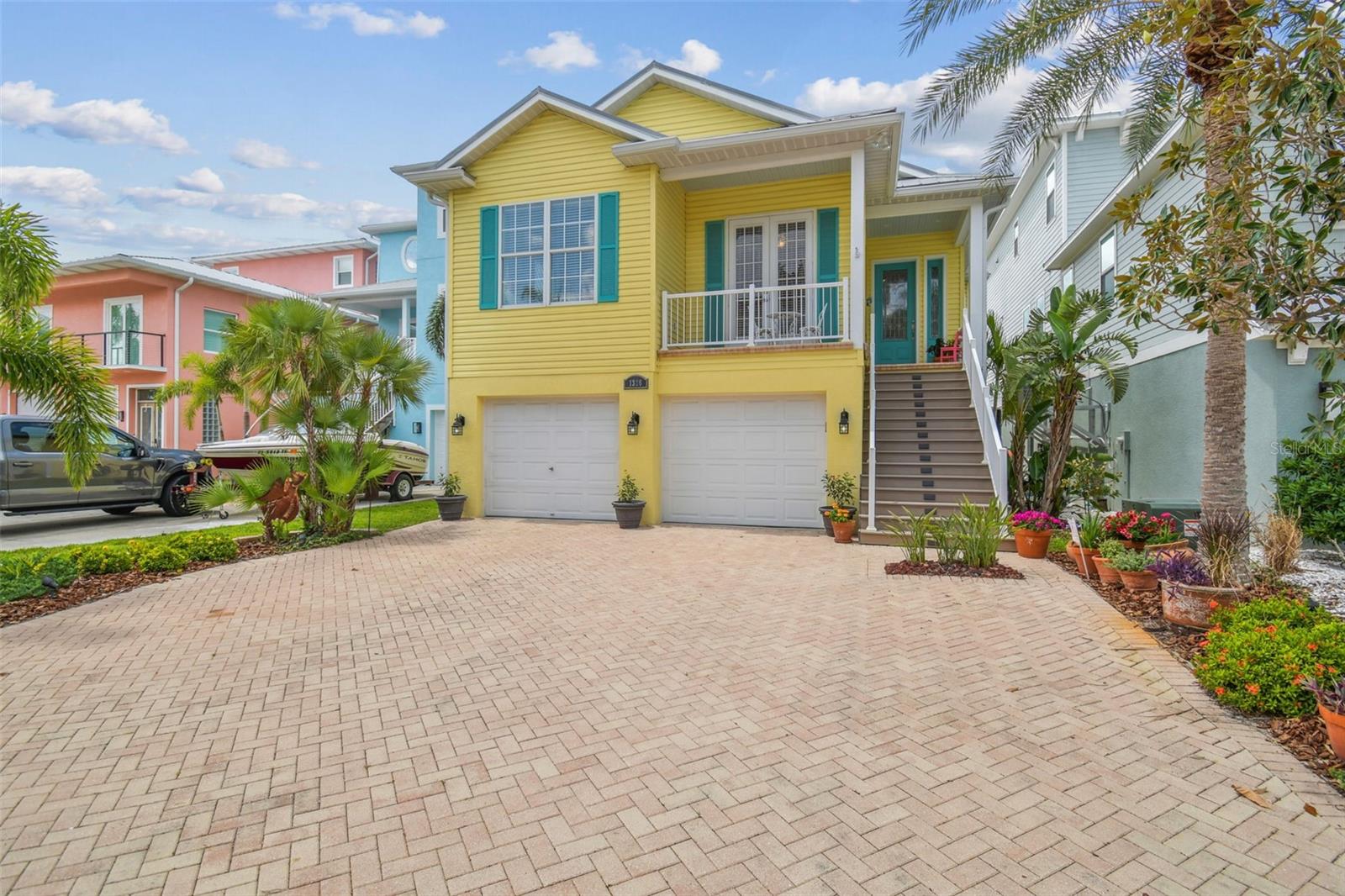 1326 APOLLO Bch Blvd
