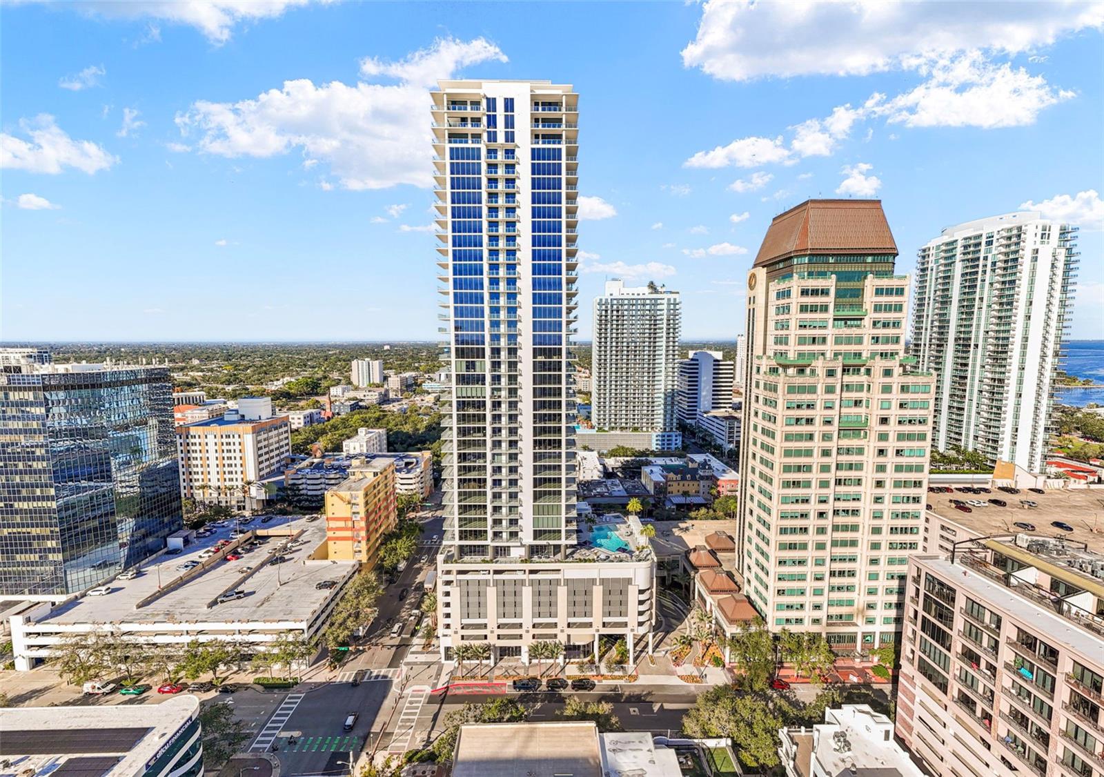 275 1ST Ave #4204 ST PETERSBURG, FL 33701