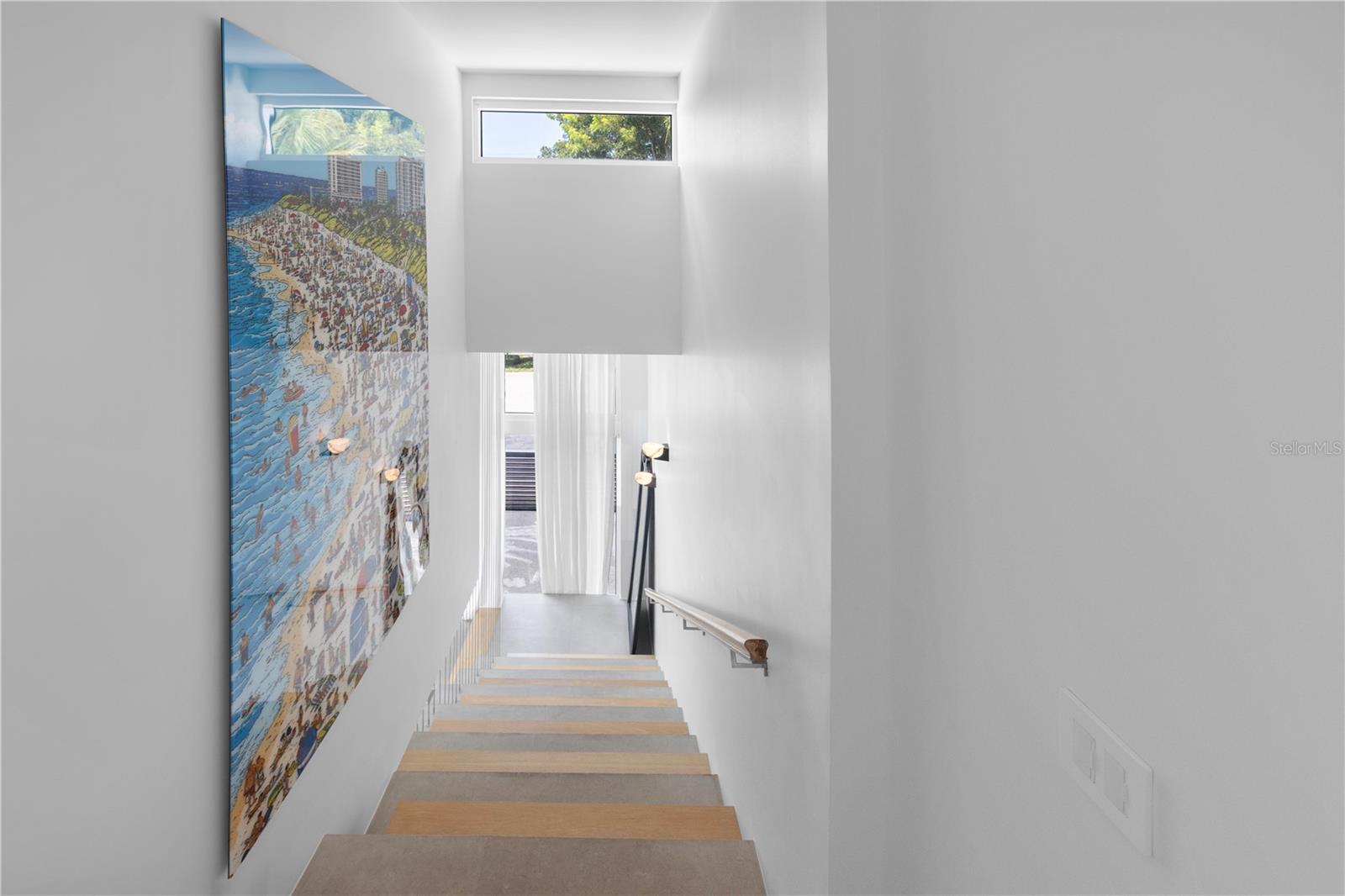 4433 N BAY Rd MIAMI BEACH, FL 33140