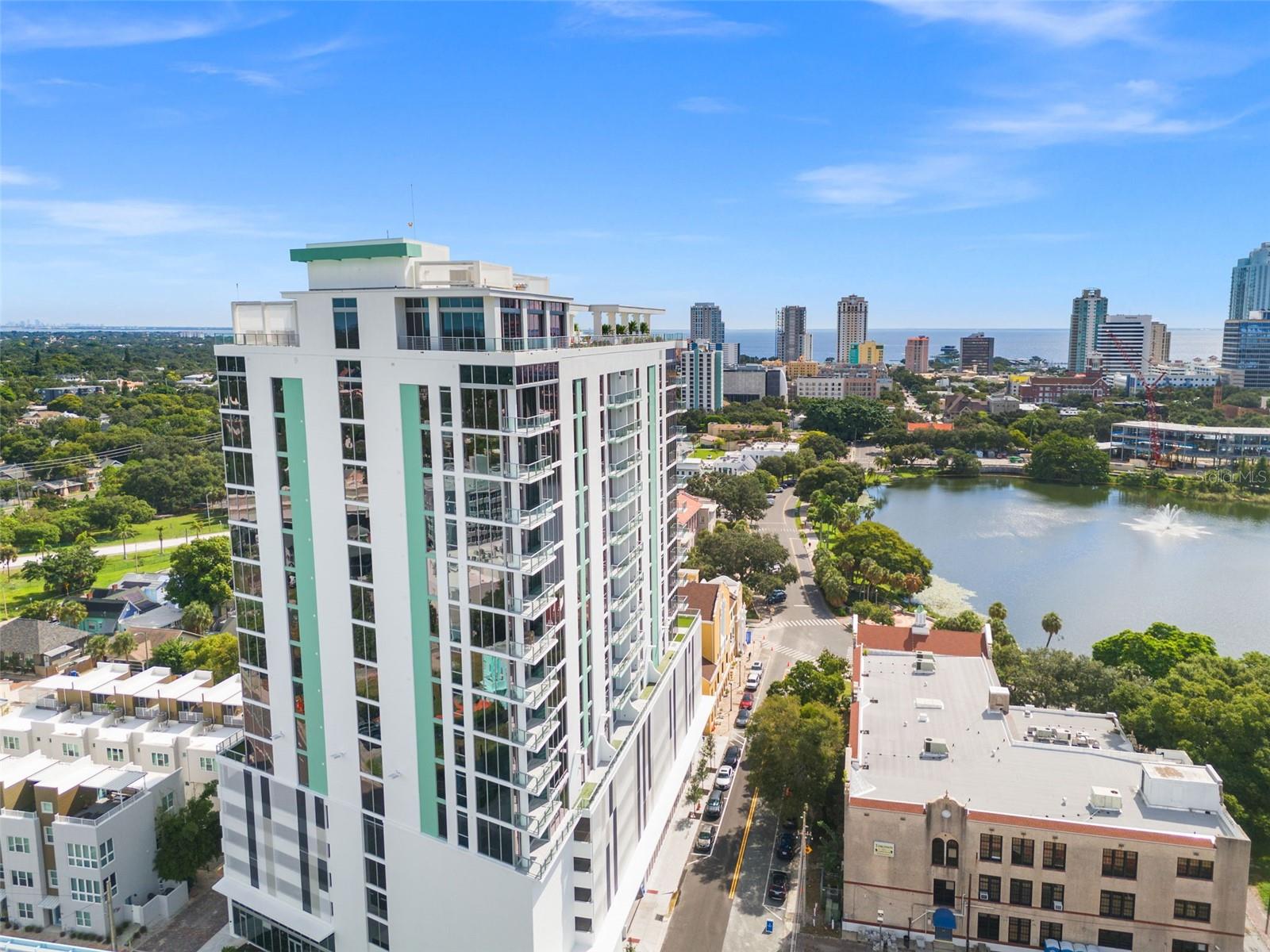 777 3RD Ave #806 ST PETERSBURG, FL 33701