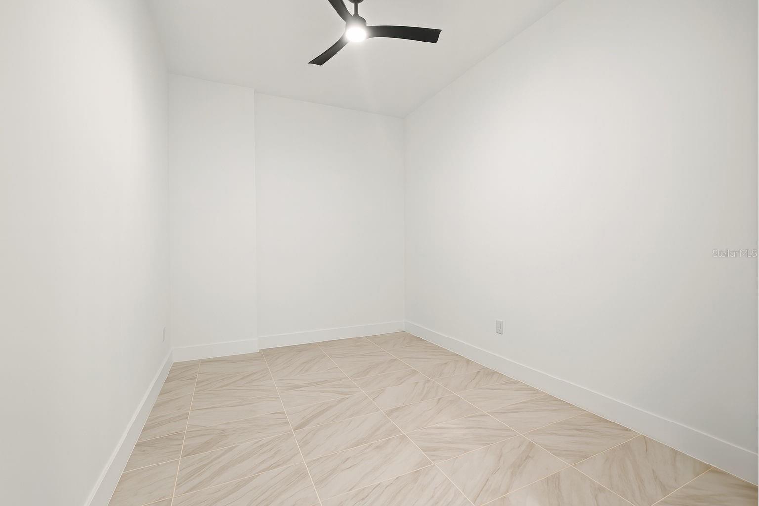 777 3RD Ave #806 ST PETERSBURG, FL 33701