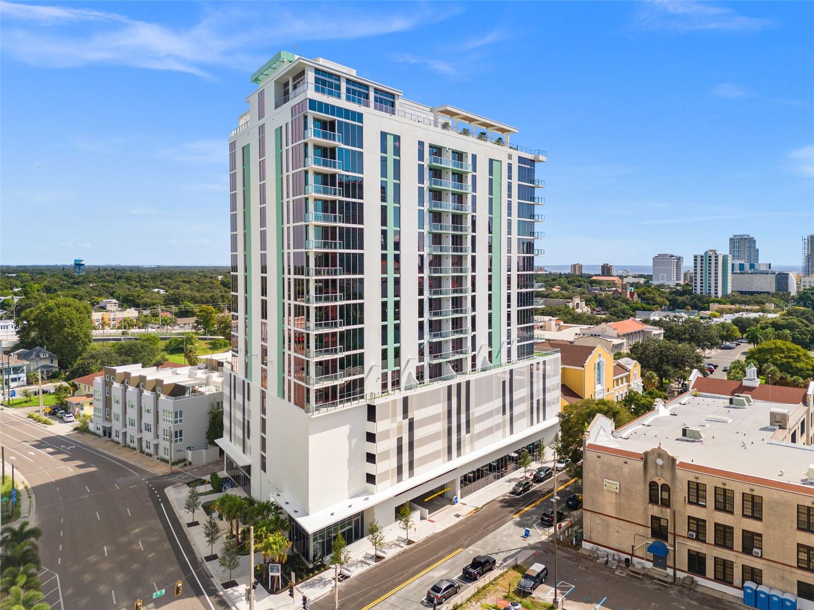 777 3RD Ave #806 ST PETERSBURG, FL 33701