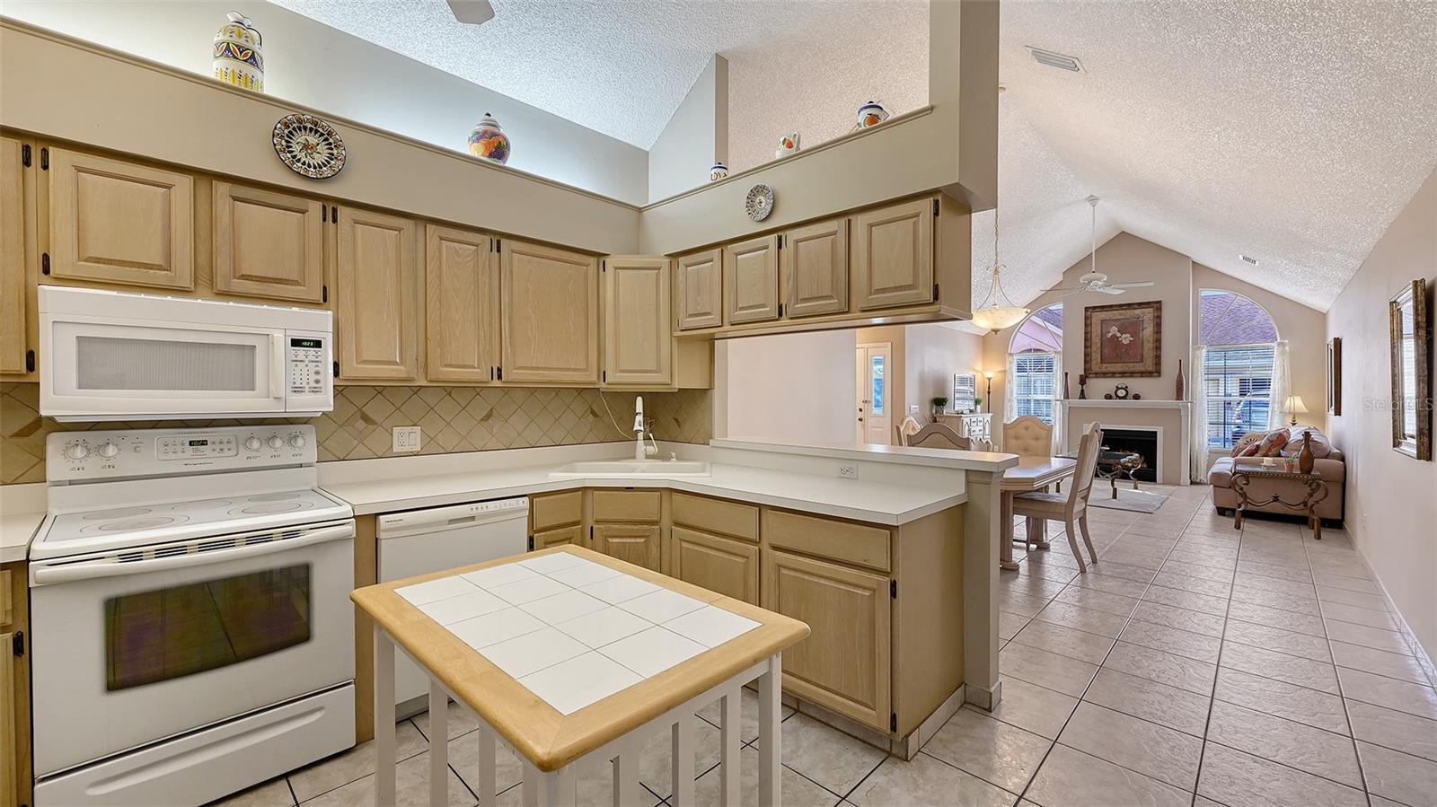 4538 CITATION Ln #D SARASOTA, FL 34233