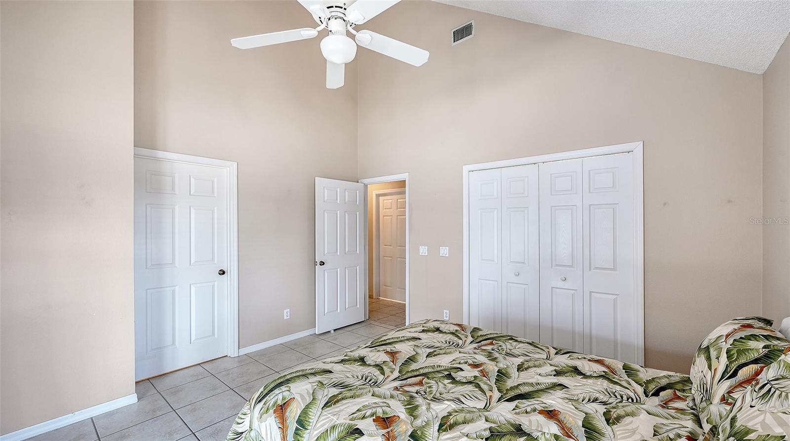 4538 CITATION Ln #D SARASOTA, FL 34233