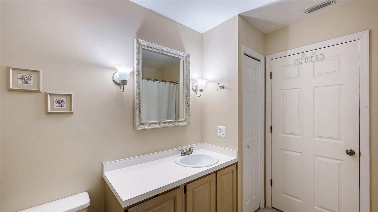 4538 CITATION Ln #D SARASOTA, FL 34233