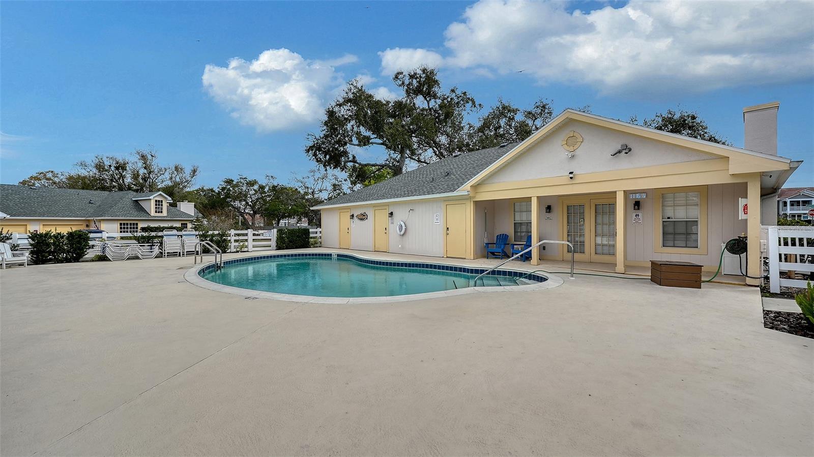 4538 CITATION Ln #D SARASOTA, FL 34233