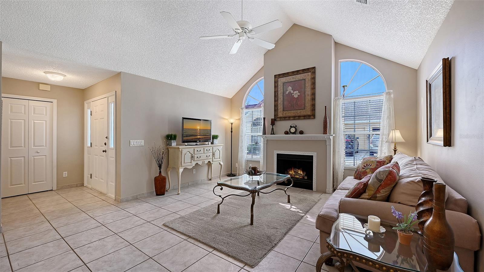 4538 CITATION Ln #D SARASOTA, FL 34233