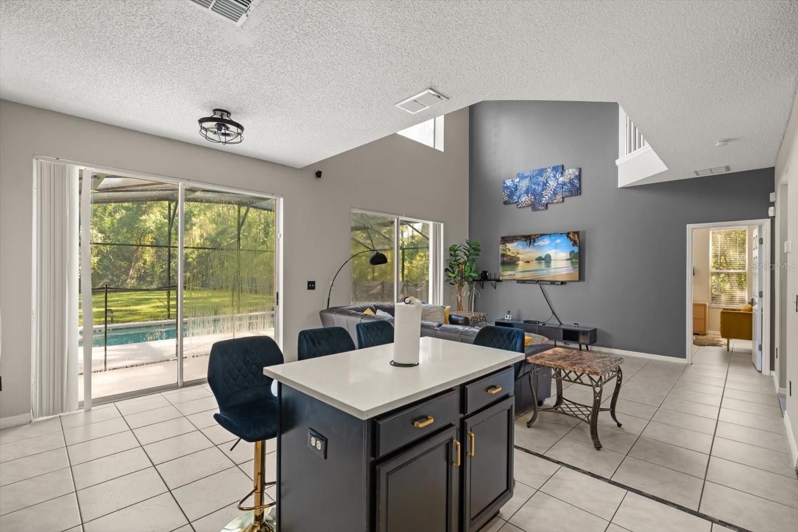 4651 GOLDEN Bch Ct KISSIMMEE, FL 34746