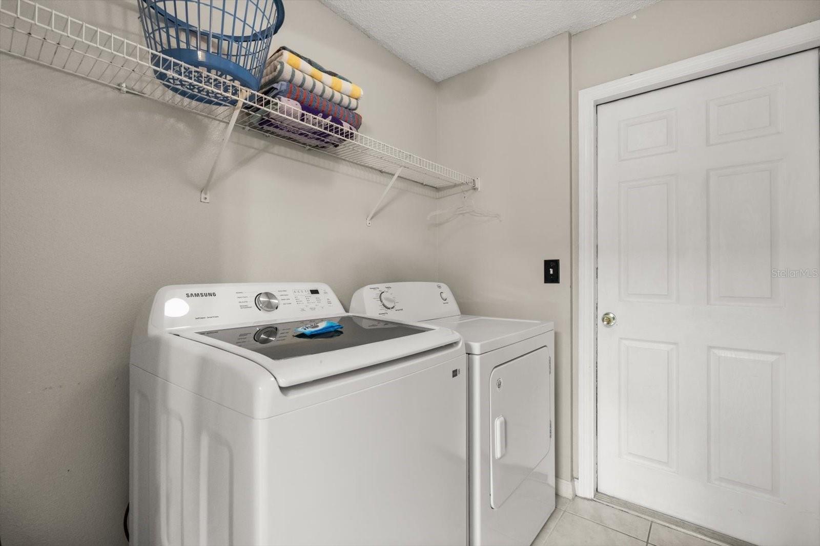 4651 GOLDEN Bch Ct KISSIMMEE, FL 34746