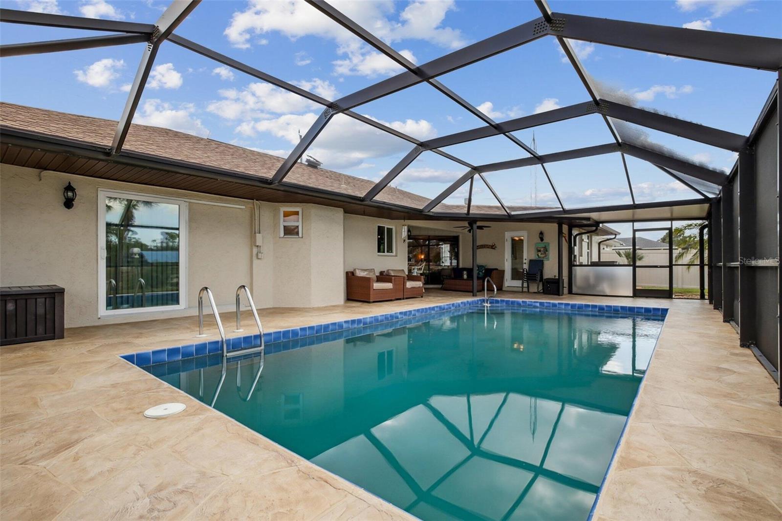 3085 ROCK Crk Dr PORT CHARLOTTE, FL 33948