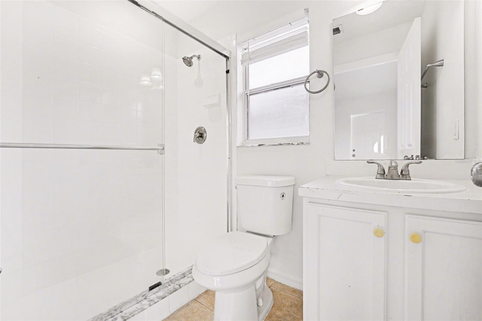 1144 JAYBEE Ave DAVENPORT, FL 33897