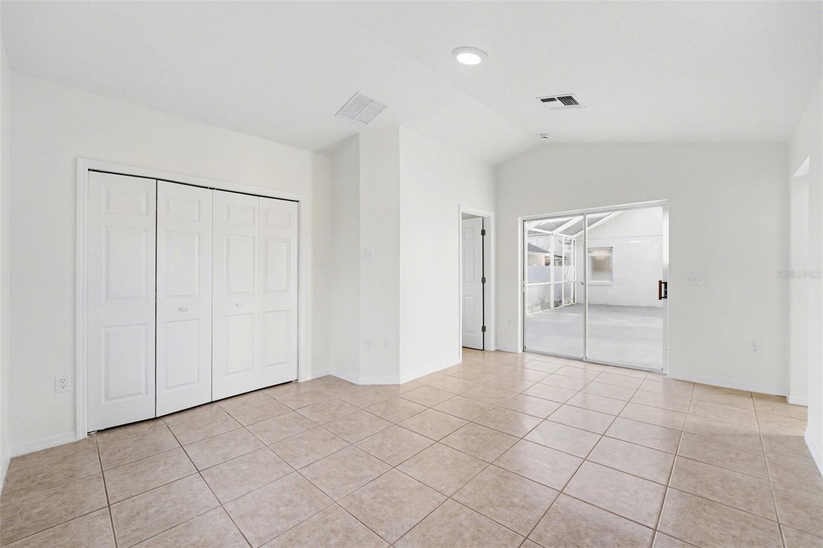 1144 JAYBEE Ave DAVENPORT, FL 33897