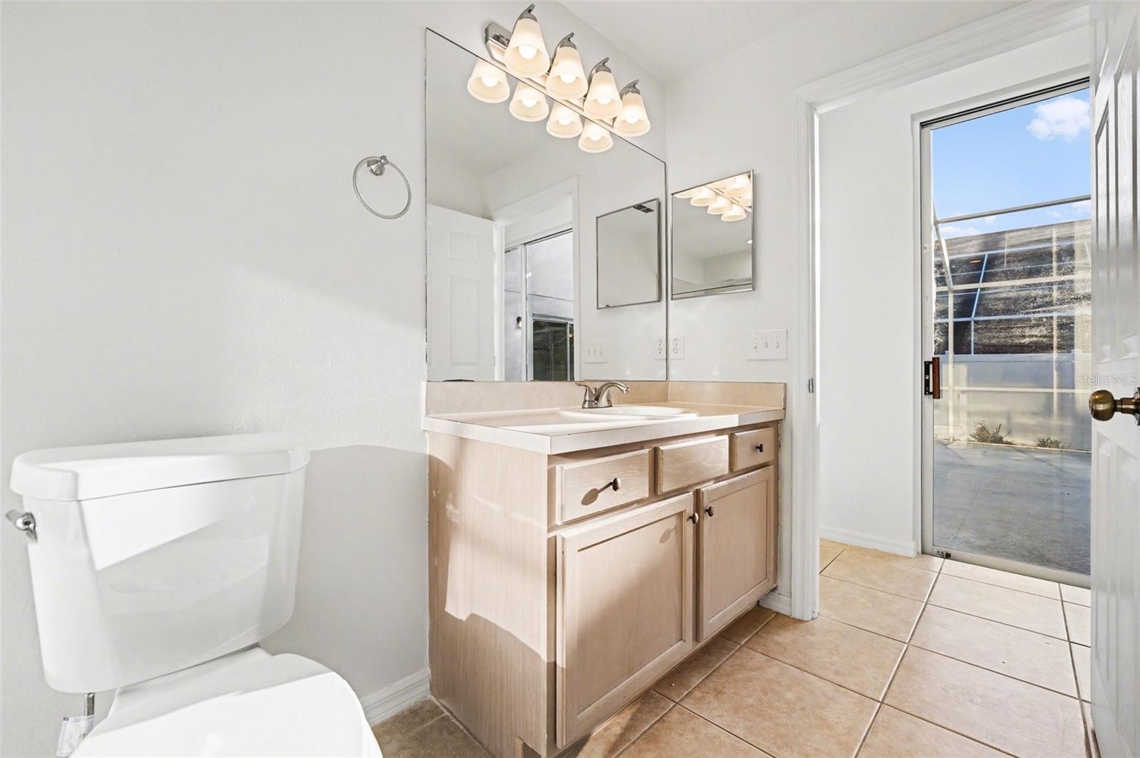 1144 JAYBEE Ave DAVENPORT, FL 33897