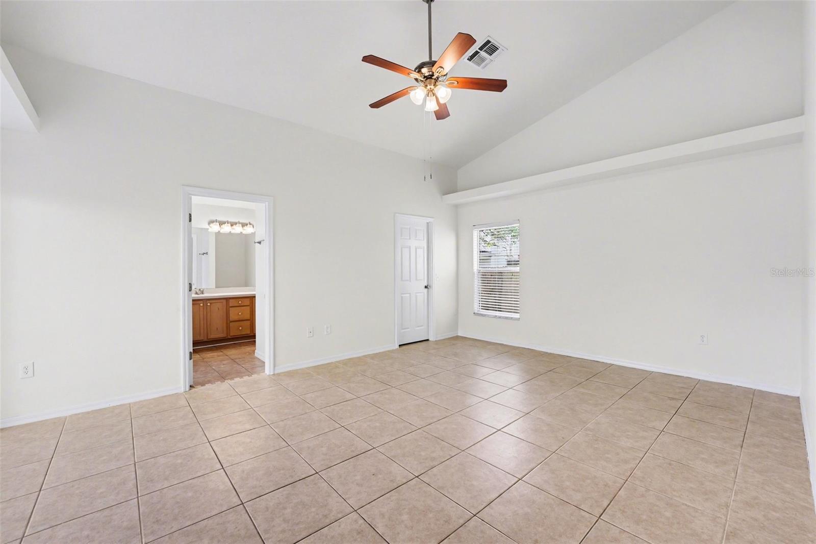 1144 JAYBEE Ave DAVENPORT, FL 33897